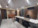commercial showroom for rent on Mecc Street, of 146m