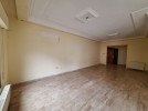 First floor apartment for rent in Umm Uthaina 196m