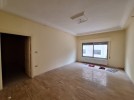 First floor apartment for rent in Umm Uthaina 196m