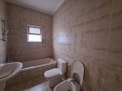 First floor apartment for rent in Umm Uthaina 196m