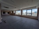 Front third floor office for rent in Um Uthaina, area of 160m