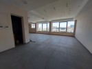 Front third floor office for rent in Um Uthaina, area of 160m