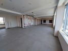 Front third floor office for rent in Um Uthaina, area of 160m