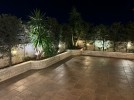  روف طابقي مع ترس للايجار في دير غبار بمساحة بناء 165م