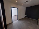 Office for rent in Al Medeenah Monawwara St, area of 250m