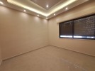 شقة طابق اول للايجار في ضاحية الامير راشد بمساحة بمساحة بناء 290م 