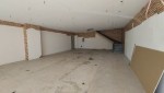 Commercial showroom with attic for rent in Khalda area of 200m