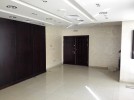 مكتب طابق رابع بواجهات امامية للايجار في الدوارالسادس بمساحة بناء 400م