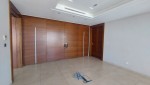 Flat office with a very high and distinctive for rent