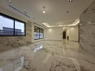 Apartment with garden for rent in Hjar Al-Nawabelseh, area of 186m