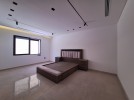 Apartment with garden for rent in Abdoun 285m