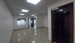 مكتب طابق الثالث على 3 شوارع للايجار في شارع مكه ، مساحة المكتب 178م
