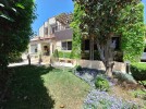 Standalone villa for rent in Abdoun, with a land area of 700m