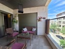 Second floor apartment for rent in Abdoun 200m