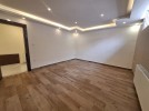 Apartment with terrace for rent in Umm Uthaina 120m