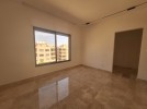 Third floor apartment for rent in Dair Ghbar 260m