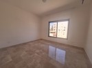 Third floor apartment for rent in Dair Ghbar 260m