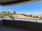 شقة طابق رابع للايجارفي دير غبار بمساحة بناء 300م