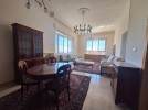 روف دوبلكس مع ترس للايجار في الشميساني بمساحة اجمالية 350م