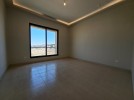 Second floor with a for rent in Al-Thuhair, area of 265m