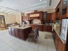 Luxurious palace in Naor with a land area of 9600m