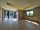 Flat ground floor apartment with terrace for sale in 4th Circle 286m