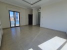 Flat apartment with roof and terrace for sale in Rabwet Abdoun 280m