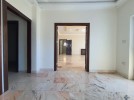 Flat apartment with roof and terrace for sale in Rabwet Abdoun 280m