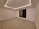 Last floor with roof for sale in Dahiet Al-Amir Rashid 170m