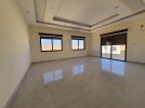 Flat first floor apartment for sale in Coridor Abdoun 220m