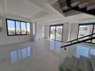 Duplex last apartment with roof for sale in 7th Circle 195m