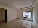 شقة استثمارية للبيع في عبدون بمساحة بناء 125م