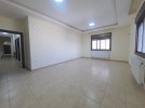 First floor for sale in Hai Al-Sahaba 214m