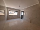 Ground floor apartment for sale in Dair Ghar 195m