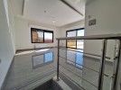Duplex last floor with roof for sale in Um Uthaina 171m
