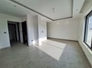 Duplex last floor with roof for sale in Um Al-Summaq 295m