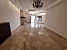 Apartment with garden and private garage for sale in Arqoob Khalda