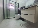 شقة طابق اول للبيع في ربوة عبدون بمساحة بناء 150م