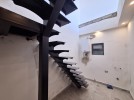 شقة اخير مع روف دوبلكس للبيع في الشميساني بمساحة اجمالية 275م