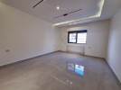 Ground floor with a garden for sale in Al Shmeisani an area of 220m
