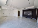 Duplex last floor with roof for sale in Dair Ghbar 240m