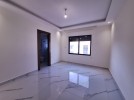 شقة طابقية مع روف دوبلكس للبيع في دير غبار بمساحة اجمالية 279م