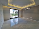 First floor apartment for sale in Um Uthaina 160m