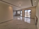Duplex last floor with roof for sale in Dair Ghbar 210m