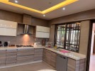 Ground floor apartment with garden for sale in Umm Al-Summaq 320m