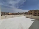 شقة اخير مع روف دوبلكس للبيع في دير غبار بمساحة اجمالية 195م