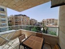 شقة اخير مع روف للبيع في الرابية بمساحة اجمالية 254م