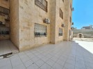 Ground floor apartment with garden for sale in Khalda 270m