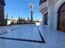 فلل مستقلة ضمن كومباوند للبيع باجمل مناطق الظهير بمساحة بناء تبدا 1000م