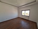 Second floor apartment for sale in Khalda 174m